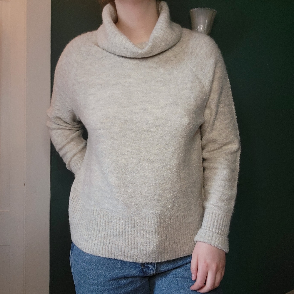 NWT L.L. Bean Mohair Merino Wool Turtleneck Soft Cream Marl Sweater, Woman's L